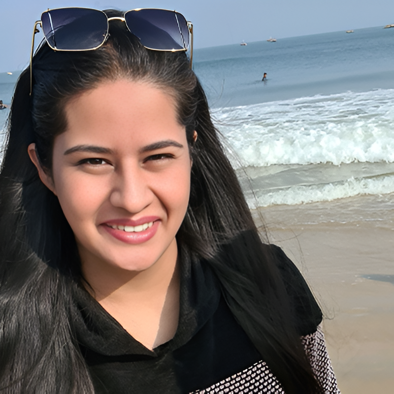Akshata Awasthy - Golden Papaya Team