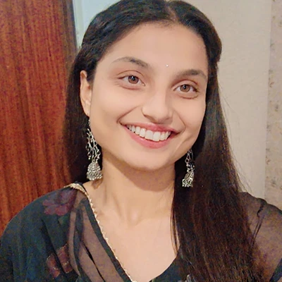 Prachiti  Upasani - Golden Papaya Team